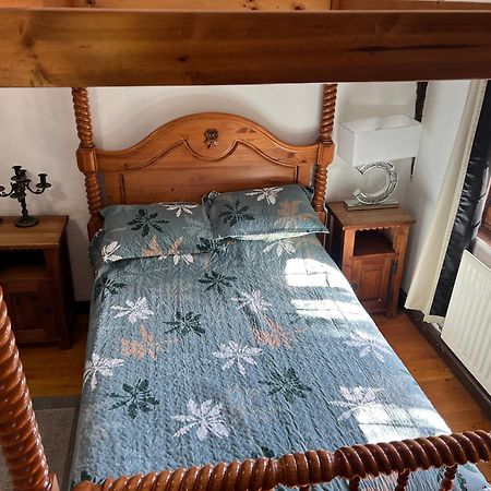 Tudor House - Double Room - En Suite Goff's Oak Kültér fotó